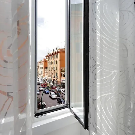 Vatican Museum Bright Up To 8 People Apartment