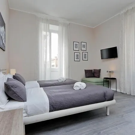 Vatican Museum Bright Up To 8 People Apartment Rome