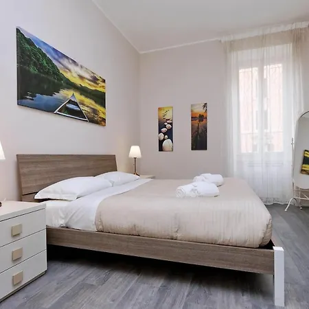 Vatican Museum Bright Up To 8 People Apartment